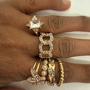 Elegant Gold Costume Ring Set